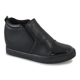 Baskets noires sur le coin DD409-1 le noir 1