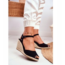 Sandales pour femmes sur un coin tressé Big Star noir DD274A209 1