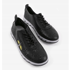 Baskets noires ajourées avec une empreinte de JH81171-3 le noir 4