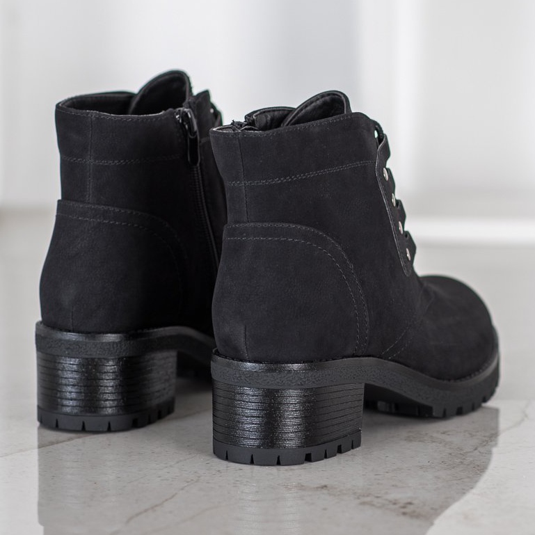 J. Star Bottines à lacets sur un poteau noir 2