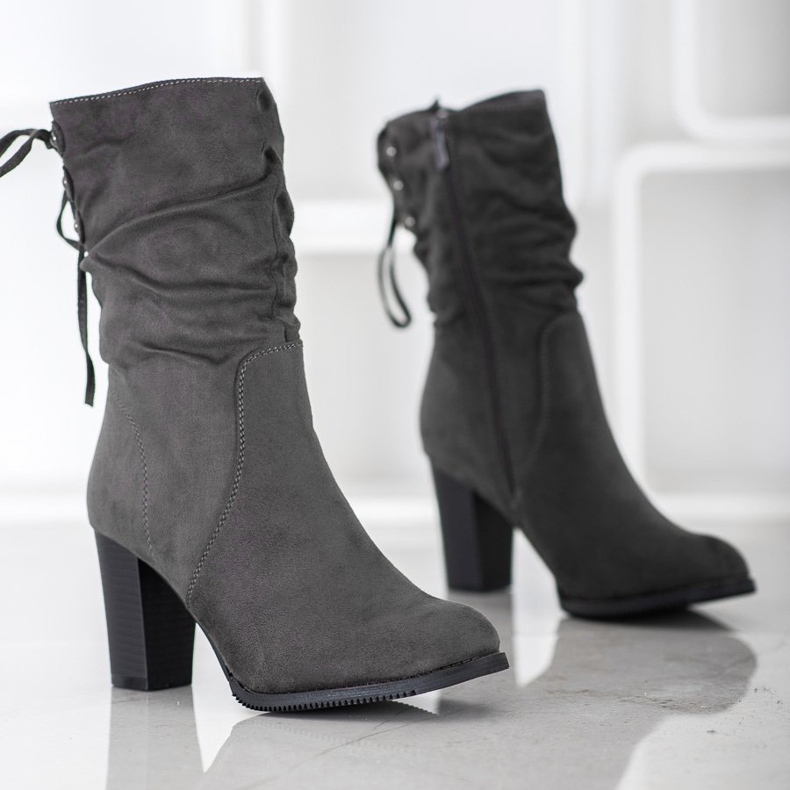 J. Star Bottes hautes grises 1