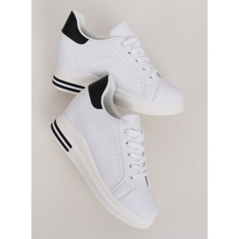 Baskets blanches MY-0367 BLANC/NOIR sur un coin caché 3