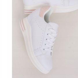 Baskets blanches MY-0367 BLANC/ROSE sur un coin caché 1