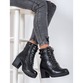 J. Star Bottines attachées sur la plate-forme noir 1