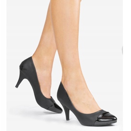Escarpins noirs sur le talon YS-437 le noir 2