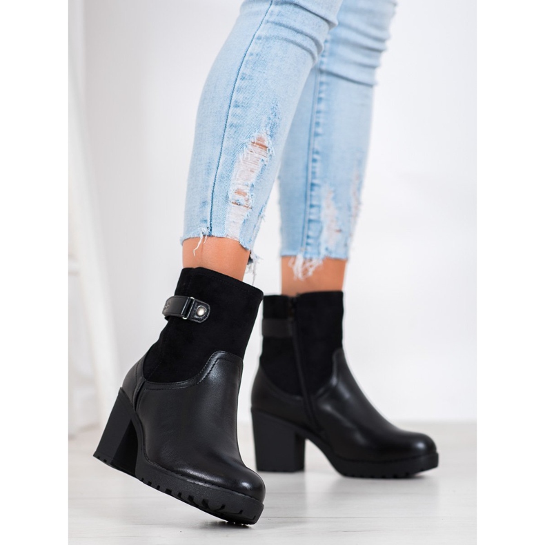 J. Star Bottes chaudes sur le poste noir 1