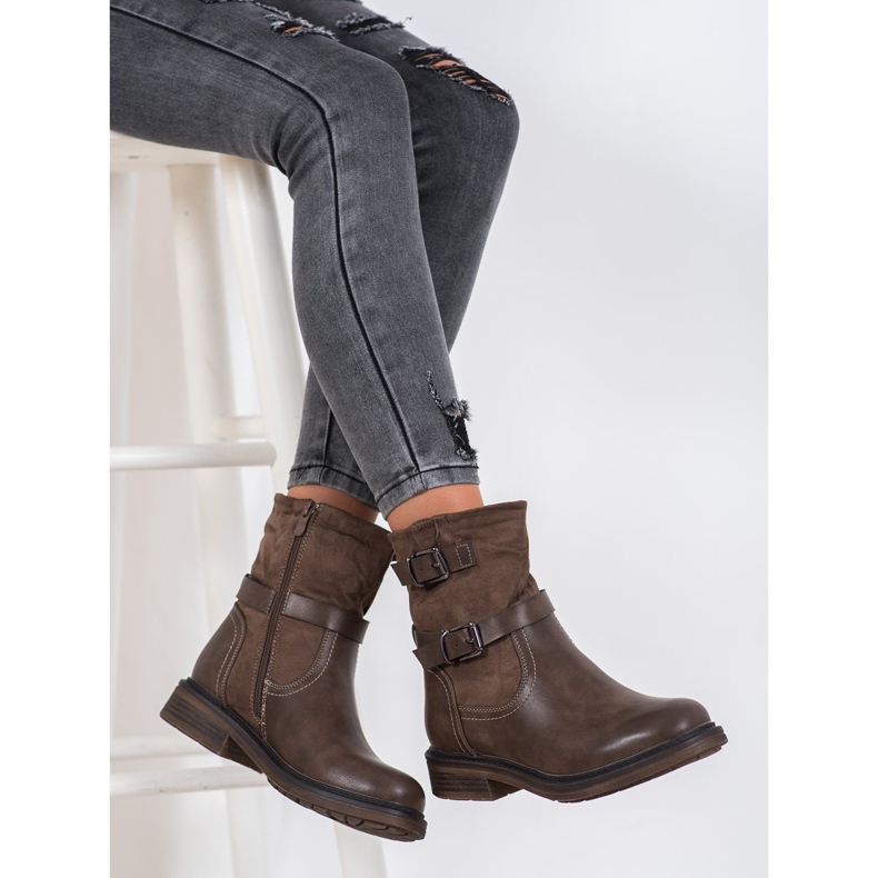 J. Star Ouvriers classiques brun 1