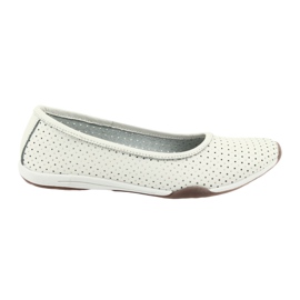 Ballerines blanches ajourées Filippo 089 6