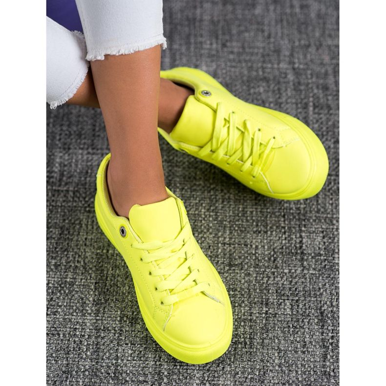 SHELOVET Baskets avec cuir écologique jaune 1