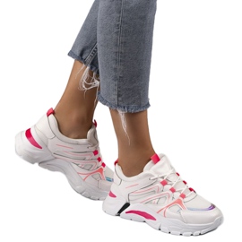 Baskets de sport 1070 blanches avec empiècements roses 1 Baskets de sport 1070 blanches avec empiècements roses 1