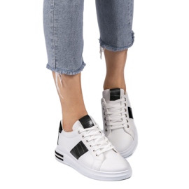 Baskets à la mode blanches avec éco-cuir C912 le noir 2