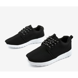 Chaussures de sport noires DN15-1 2