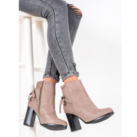 Goodin Bottes avec reliure décorative beige 1