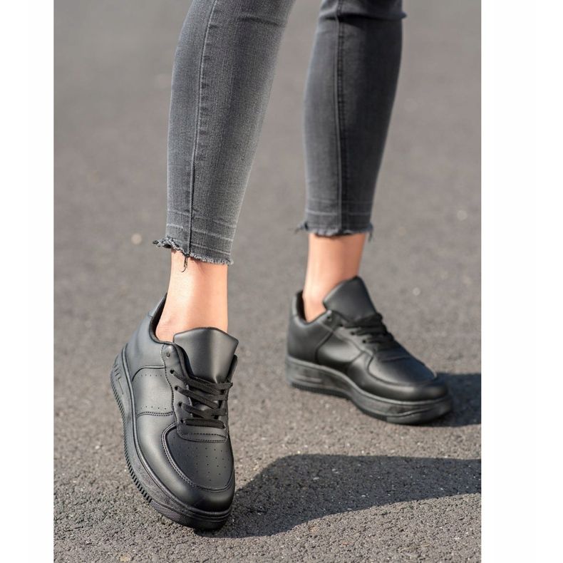 SHELOVET Baskets sur la plate-forme le noir 1