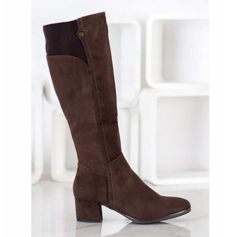 Goodin Bottes marron sur un poste bas brun 2