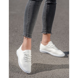 SHELOVET Baskets blanches avec cuir écologique 1
