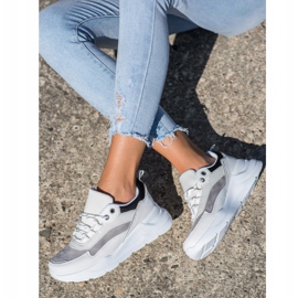 SHELOVET Baskets à lacets élégantes blanche 1 SHELOVET Baskets à lacets élégantes blanche 1