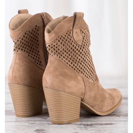 Erynn Boots santiags ajourées beiges 2