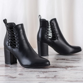Bottes à découpes VINCEZA noir 1