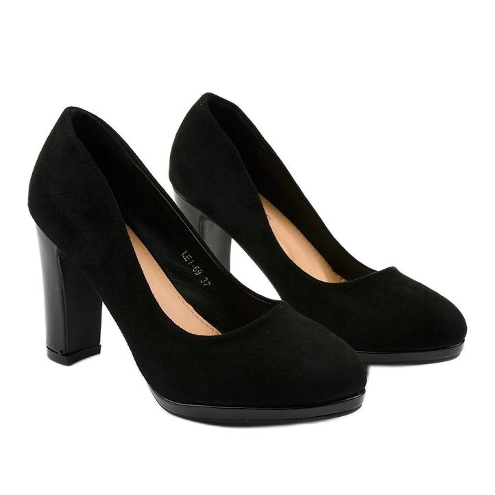 Escarpins noirs sur le poteau LEI-69 le noir 2