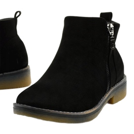 Bottines plates noires Bottines Jodhpur isolées Amar le noir 1