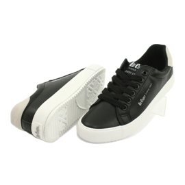 Lee Cooper Sneakers pour femmes en cuir LCJL-20-31-071 Black le noir 3