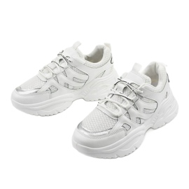 Baskets Cahraelas blanches 2