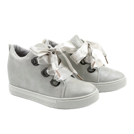 Baskets grises sur un ruban compensé Sherene 3