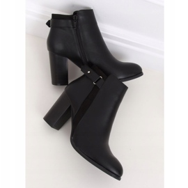 Bottines classiques noires à talons 688-A23 Noir 1