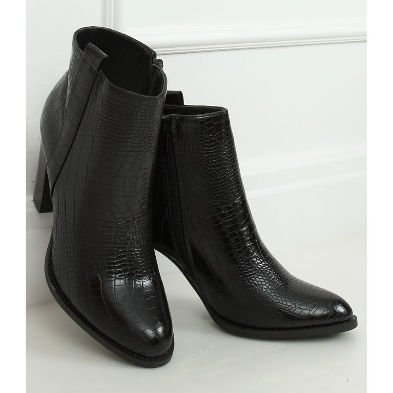 Escarpins noirs en peau de serpent UK10 Noir le noir 1