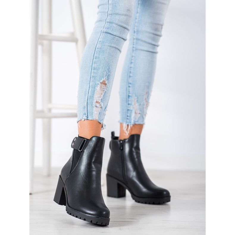 Weide Bottes confortables sur un poteau noir 2