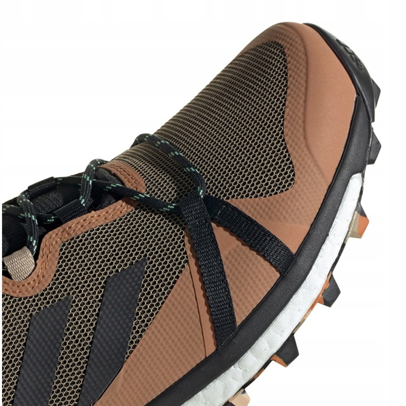 Chaussures Adidas Terrex Skychaser Lt Gtx M FV6827 brun noir multicolore 1