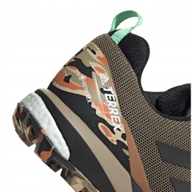 Chaussures Adidas Terrex Skychaser Lt Gtx M FV6827 brun noir multicolore 2