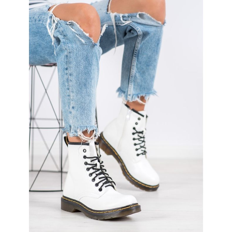 Seastar Bottes blanches sur un curseur 1