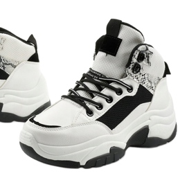 Baskets Cirisesis blanches noir 1