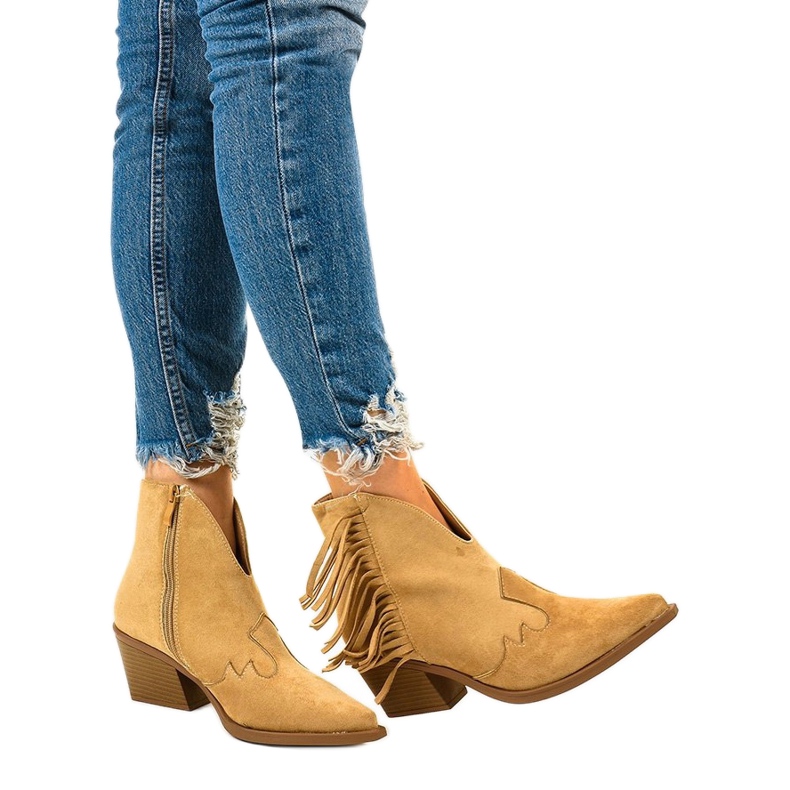 Bottines en daim beige de Joesler cowboy boots 1
