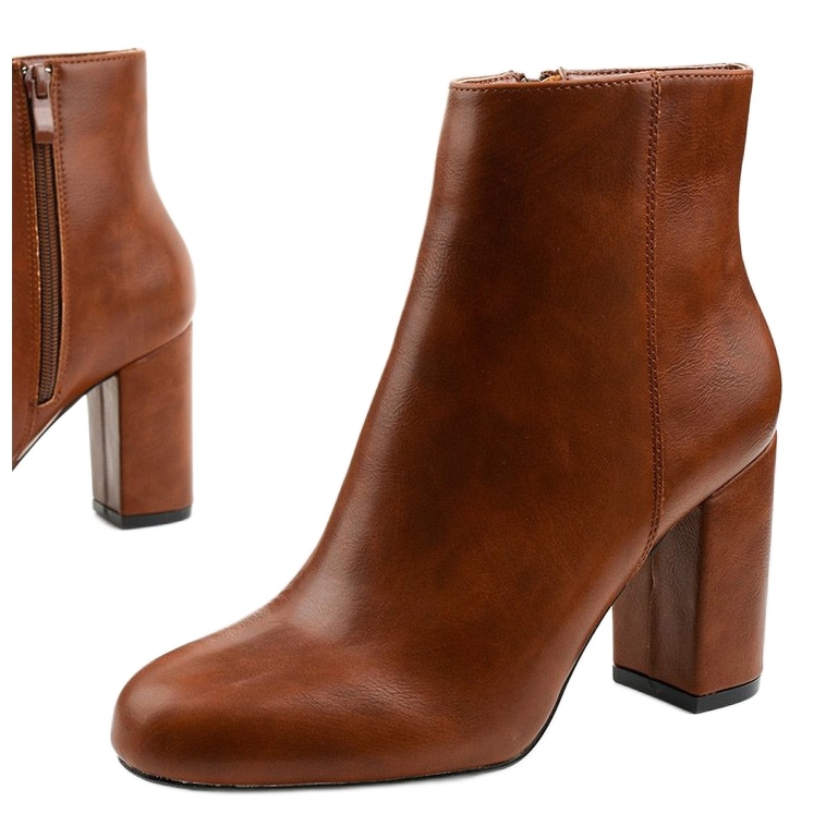 Bottes marron sur un poteau en éco-cuir Gawler brun 1 Bottes marron sur un poteau en éco-cuir Gawler brun 1