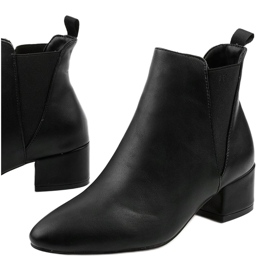Bottines noires avec un élastique Lucency 1