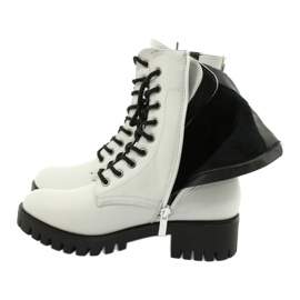 M.Daszyński Travailleurs du bois gris Daszyński MR1813-31 le noir 5 M.Daszyński Travailleurs du bois gris Daszyński MR1813-31 le noir 5