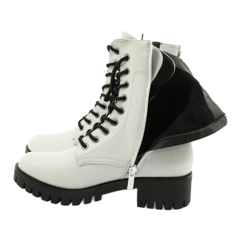 M.Daszyński Travailleurs du bois gris Daszyński MR1813-31 noir 5