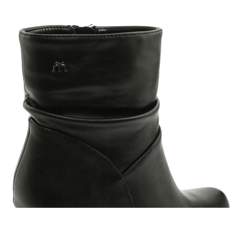 M.Daszyński Bottes noires sur le poste de Daszyński AF125-7 le noir 5