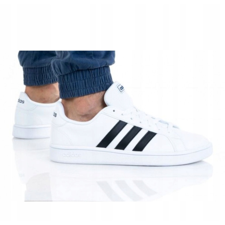 Chaussures Adidas Grand Court Base M EE7904 blanche le noir 4