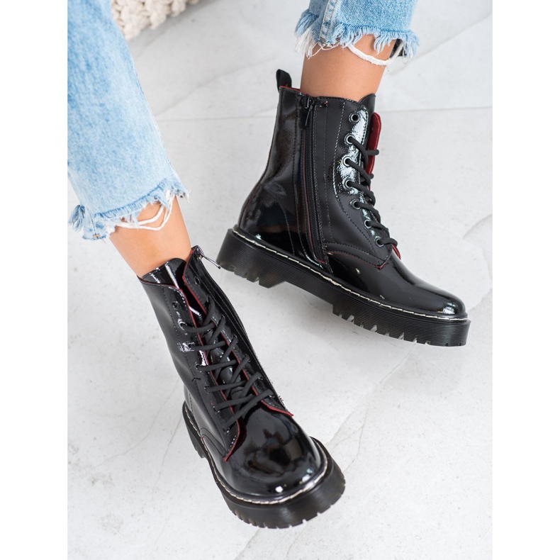 Ouvriers laqués VINCEZA le noir 2 Ouvriers laqués VINCEZA le noir 2