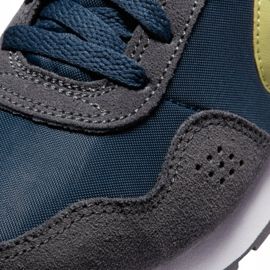 Chaussures Nike Md Valiant Jr CN8558-400 blanc multicolore 1