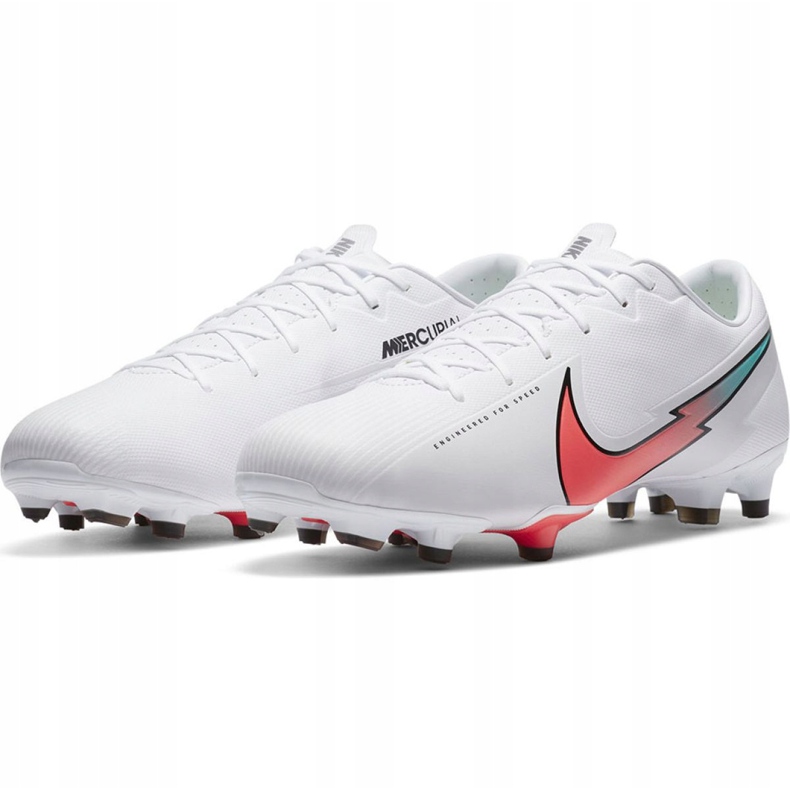 Chaussure de football Nike Mercurial Vapor 13 Academy FG / MG M AT5269 163 blanc 2