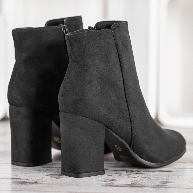 SHELOVET Bottines noires sur un poteau le noir 1