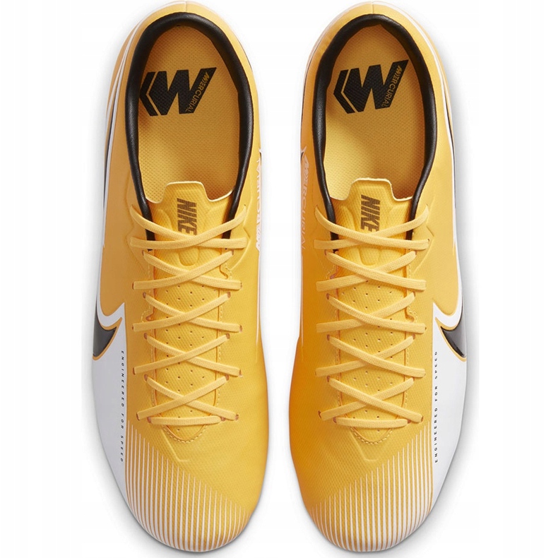 Chaussures de football Nike Mercurial Vapor 13 Academy FG / MG AT5269 801 orange jaune 1