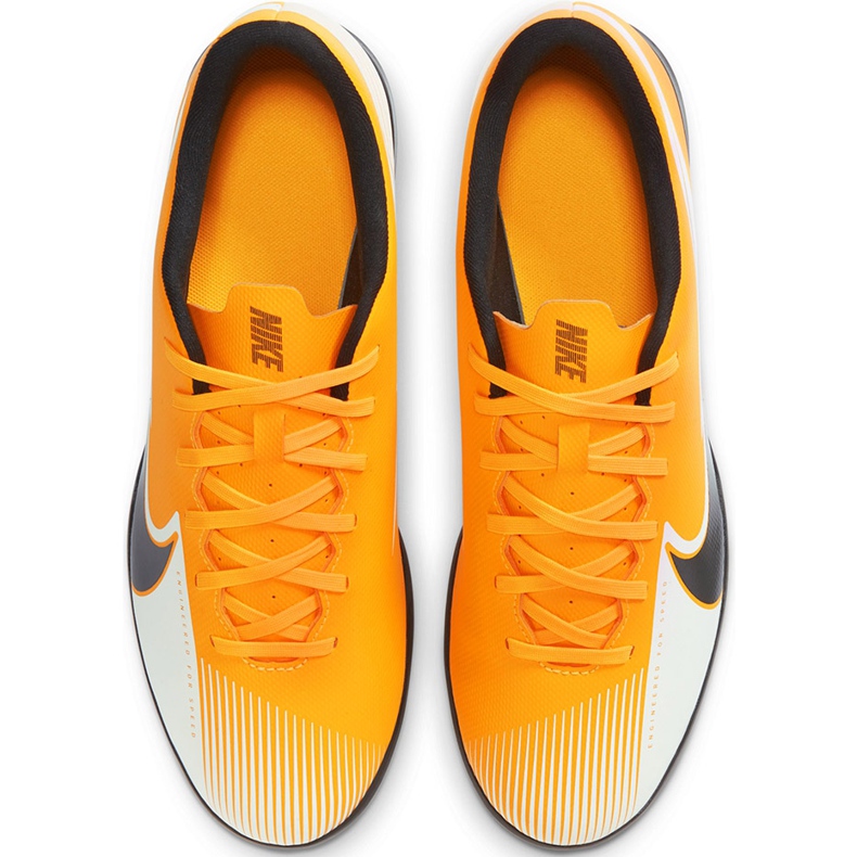 Nike Mercurial Vapor 13 Club Tf AT7999 801 chaussures de football orange orange 1