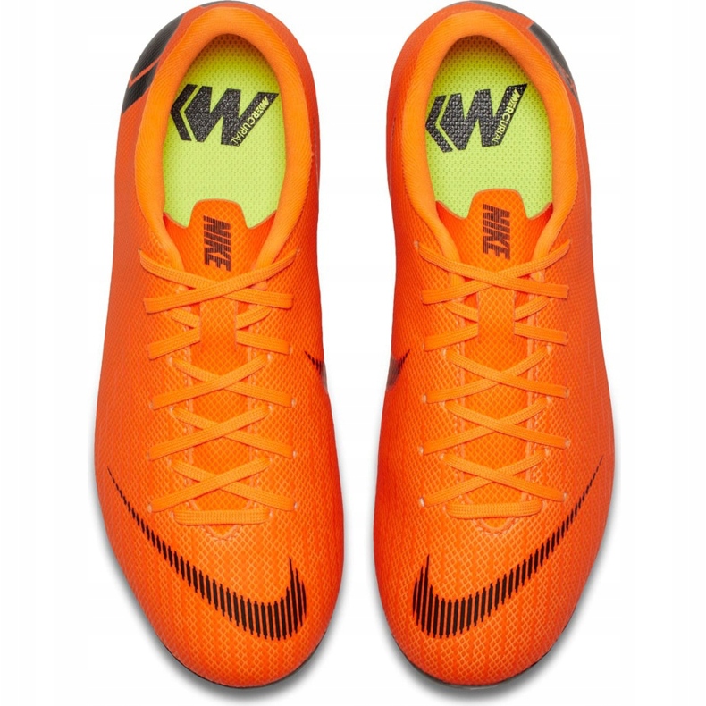 Chaussures de football Nike Mercurial Vapor 12 Academy Mg Jr AH7347 810 orange 1