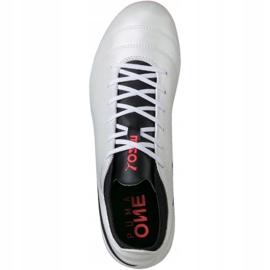Chaussures de football Puma One 17.4 Fg blanc-noir-rouge 104075 01 multicolore blanche 2